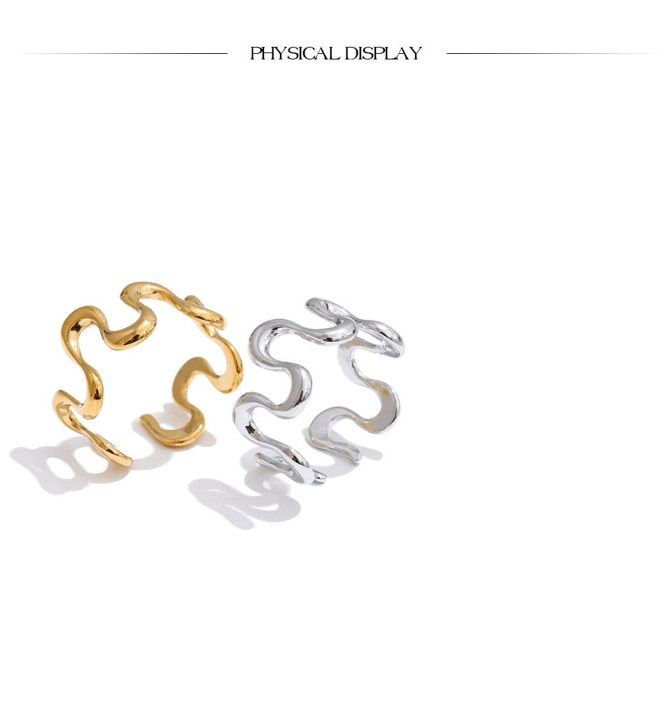 Motion Sculpted Ring