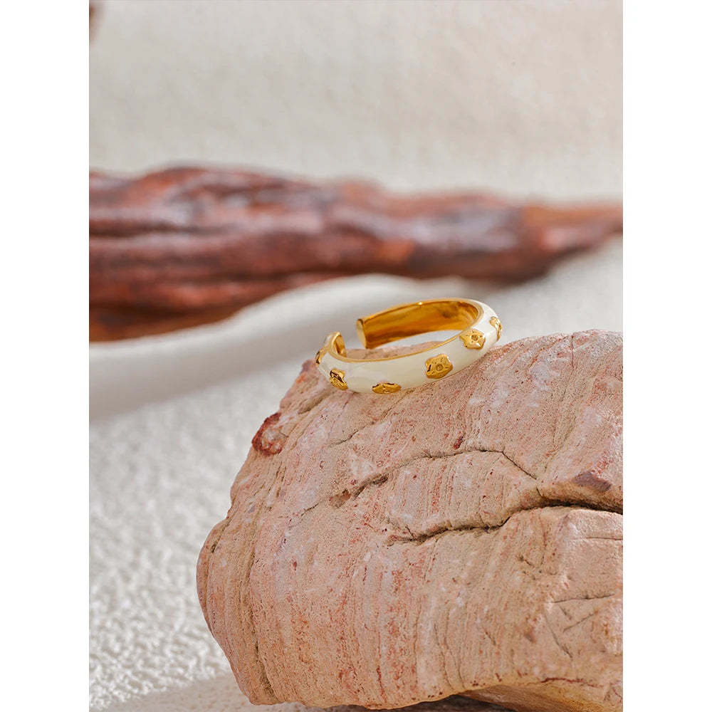 Signature Motif Ring