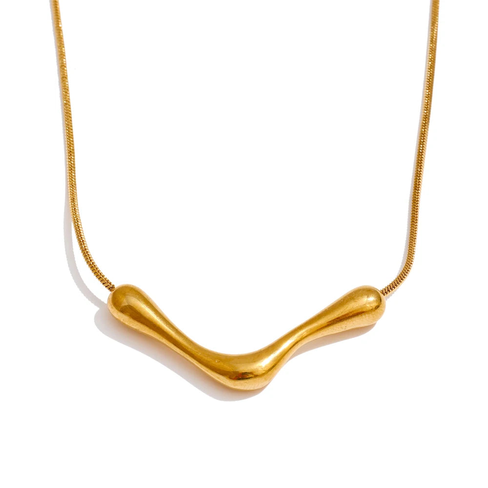 Sculpted Wave Necklace