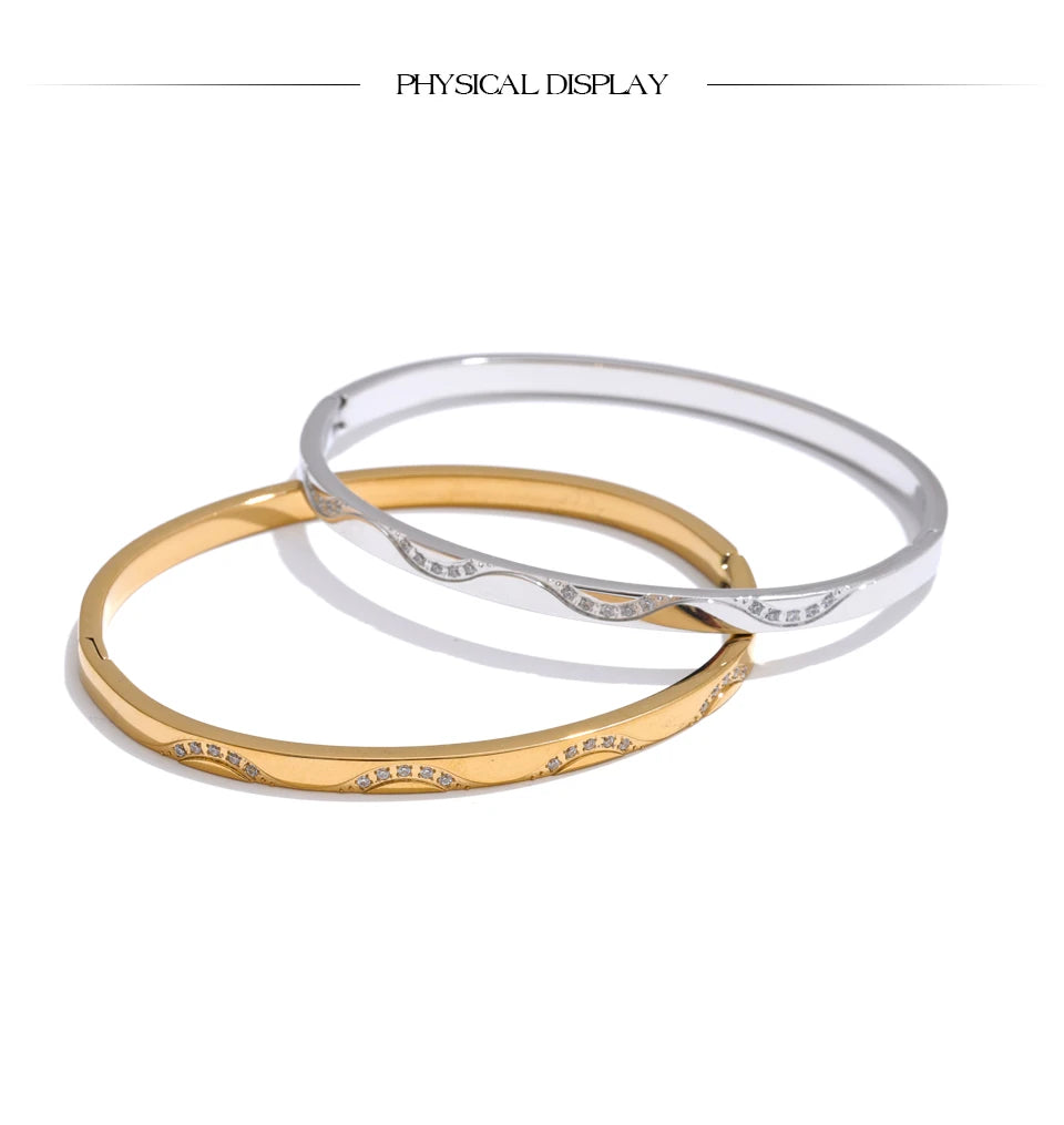 Golden Minimal Bangle