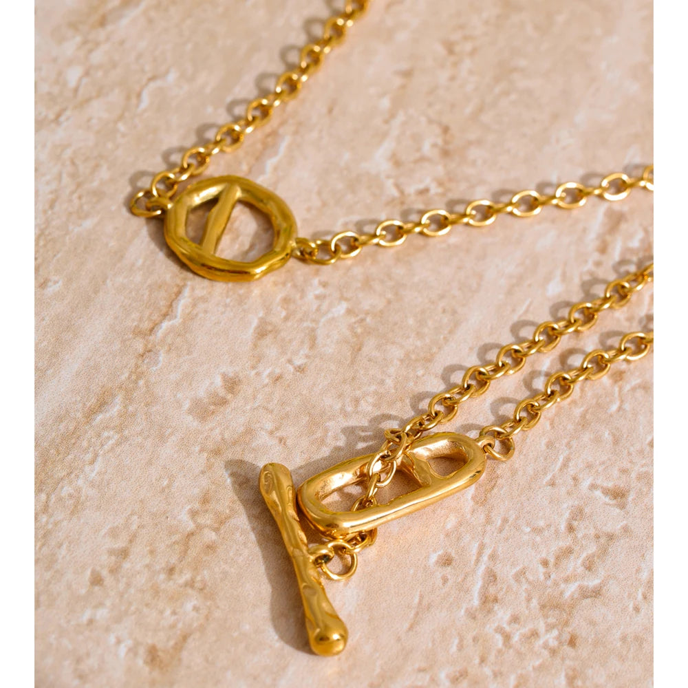 Toggle Chain Necklace