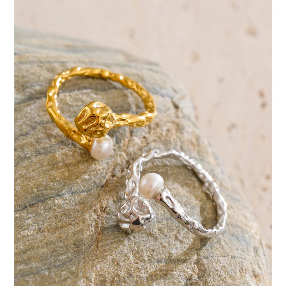 Hammer Pearl Adjustable Ring