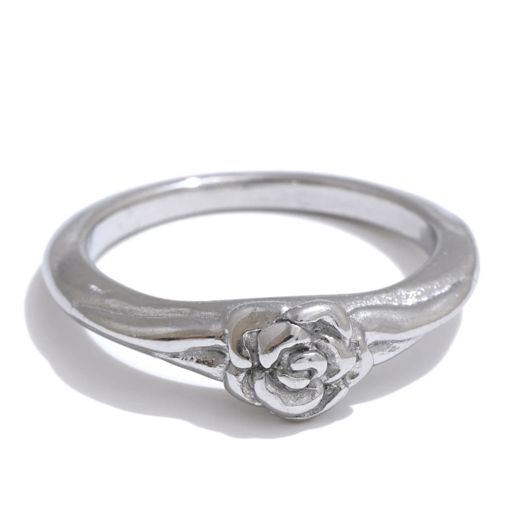 Rose Detail Gold  ring
