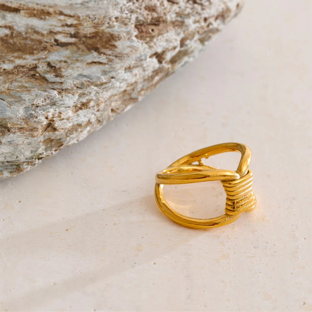 Sculpted Wire Ring