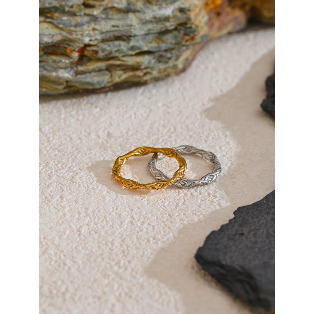 Modern Gold Edge Ring