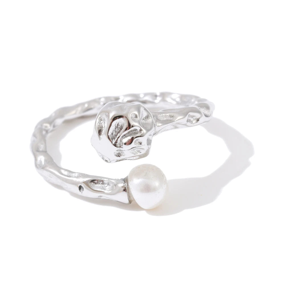 Hammer Pearl Adjustable Ring