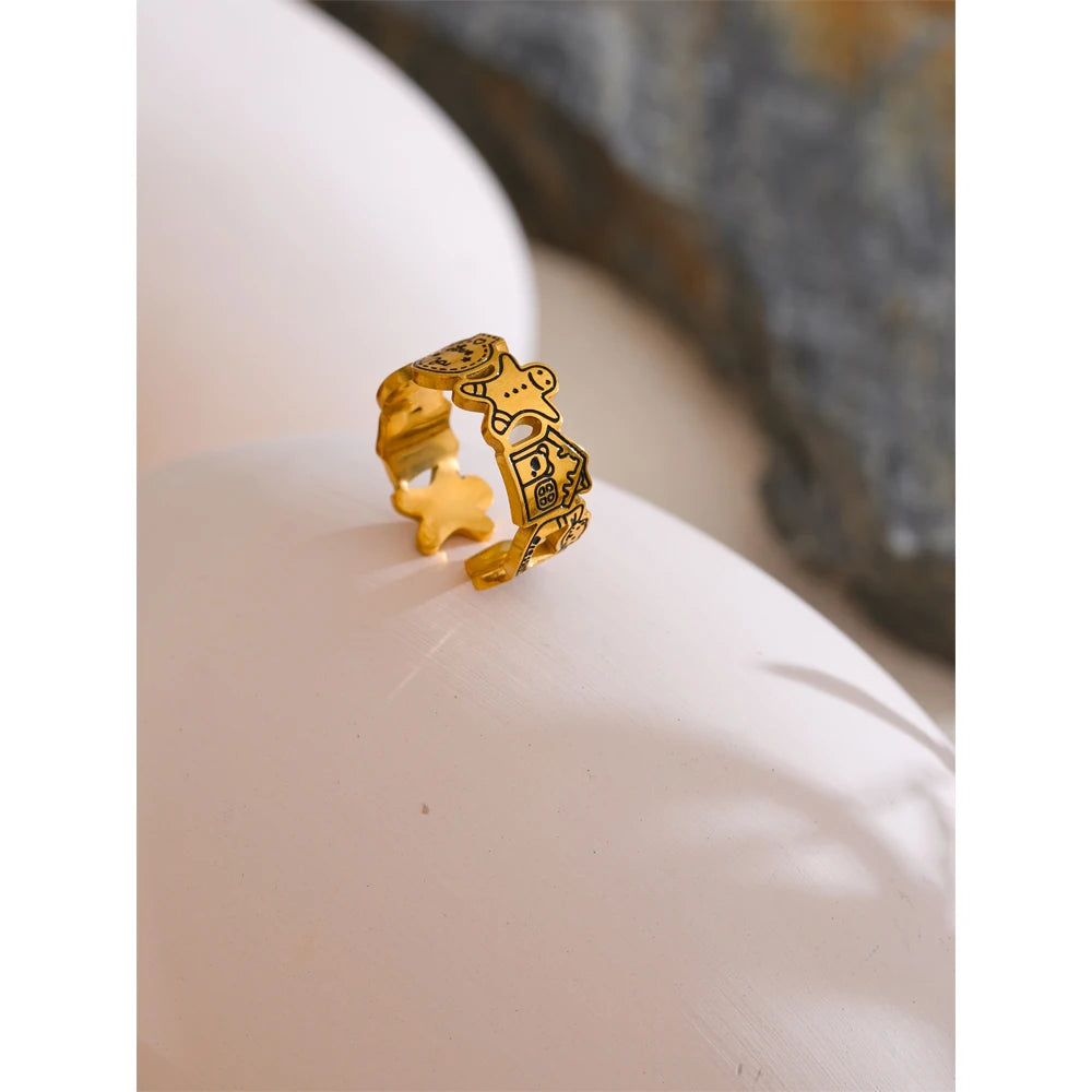 Dreamland Charm Ring