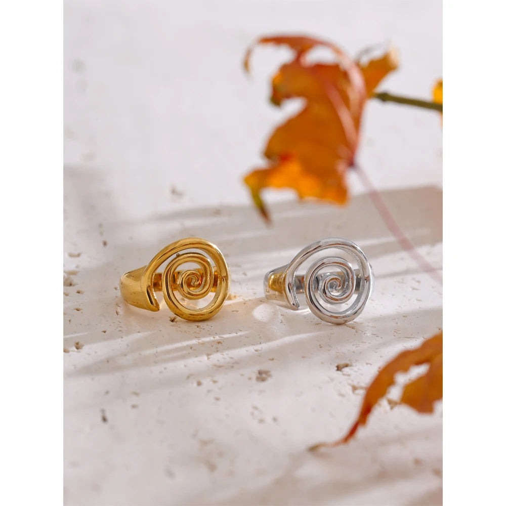 The Golden Swirl Ring