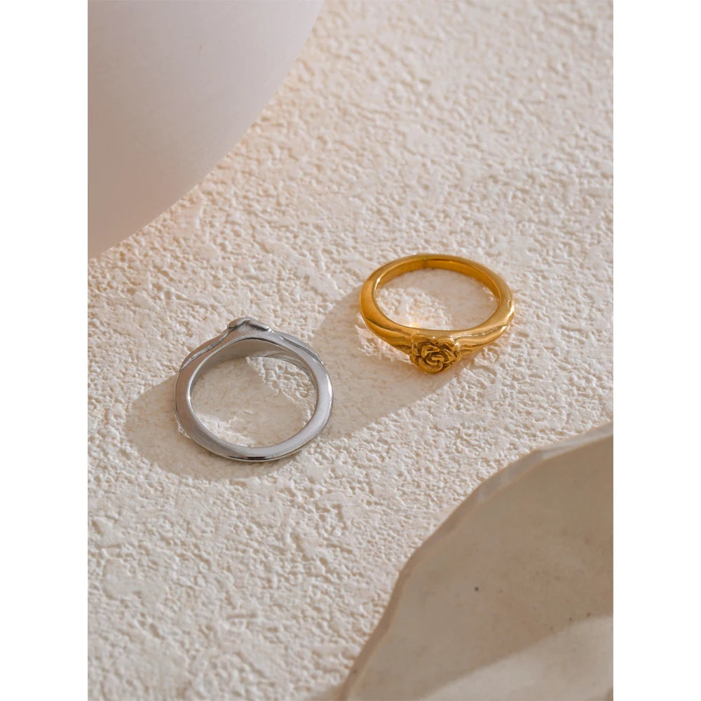 Rose Detail Gold  ring