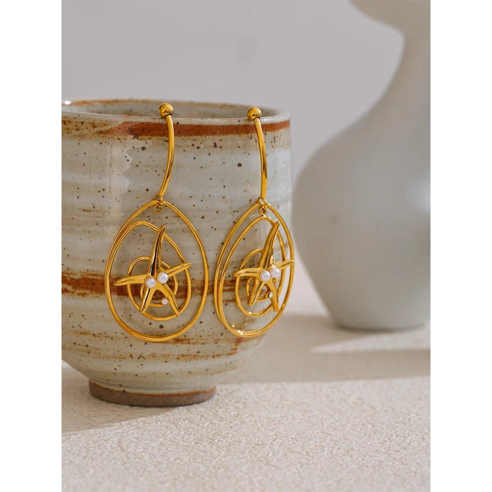 The Modern Muse Swirls