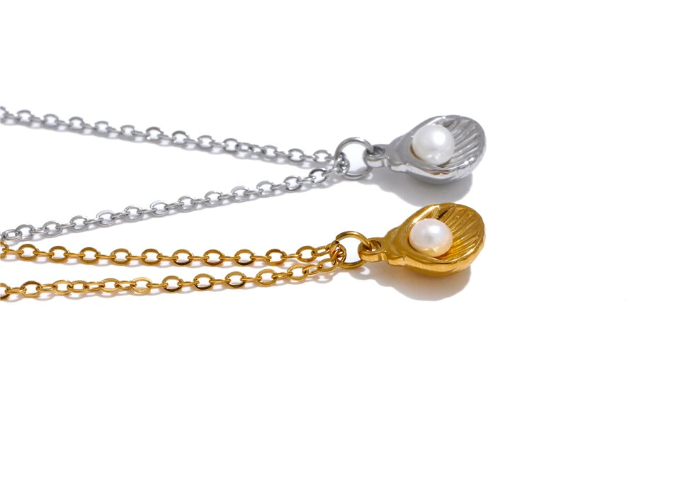 Pearl Treasure Necklace