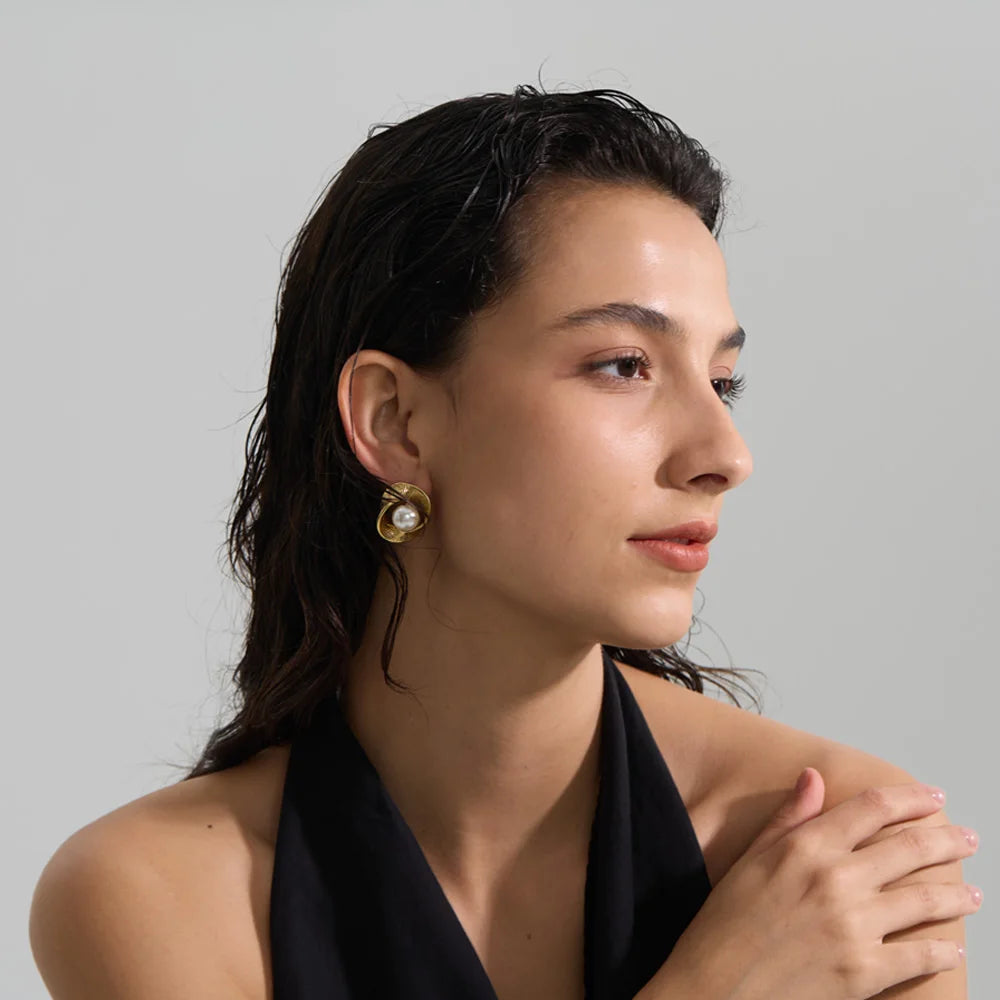 Pearl Luxe Stud Earrings