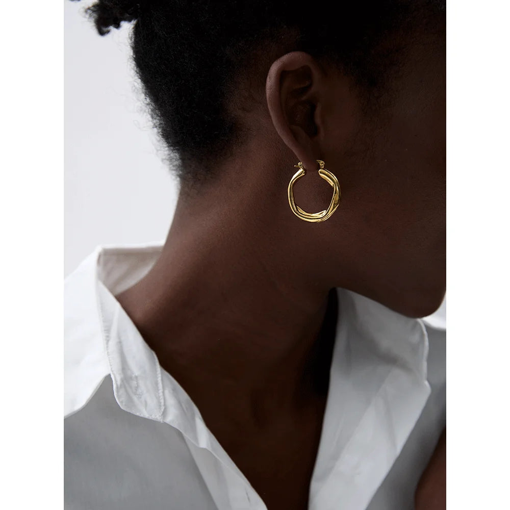 Sleek Geometric Hoop Earrings