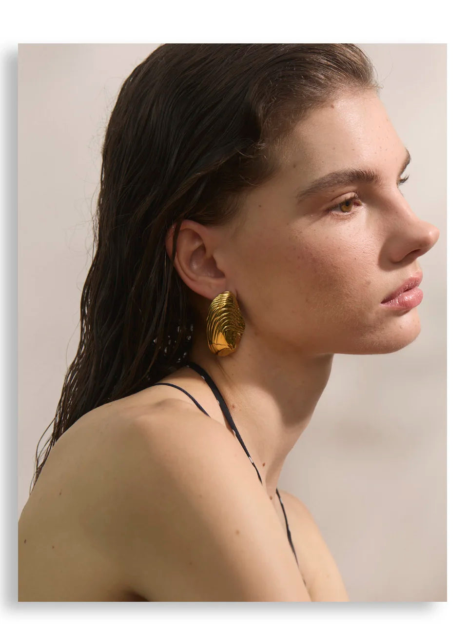 Golden Shell Studs