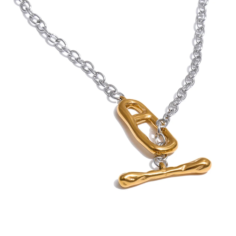 Toggle Chain Necklace