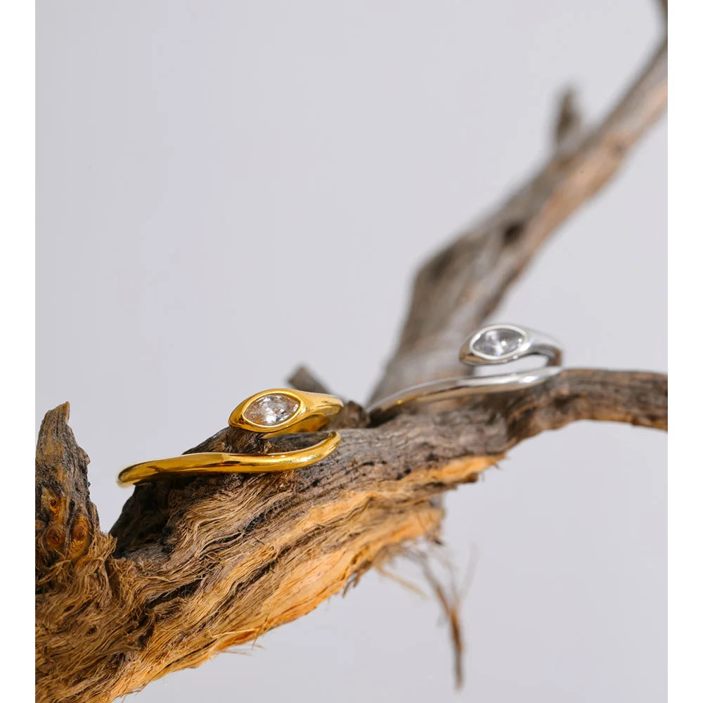 Solitaire Gold Ring