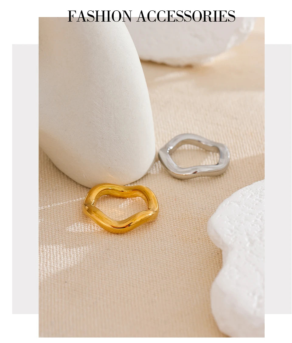 Organic Wave Ring
