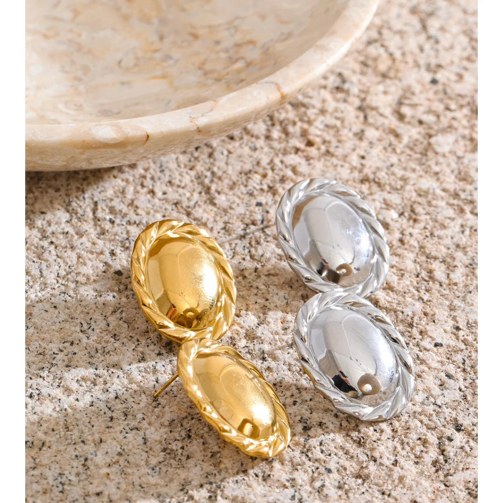 Laurel Dome Studs