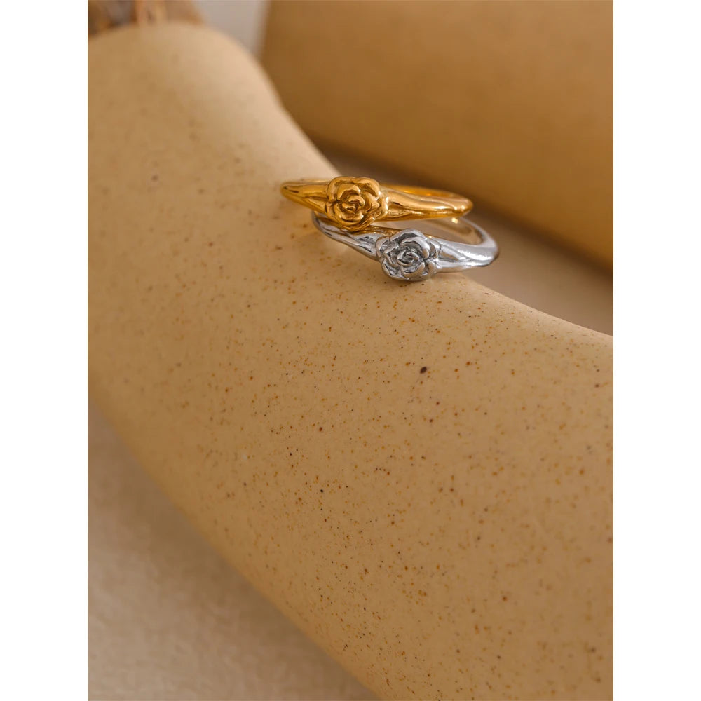 Rose Detail Gold  ring