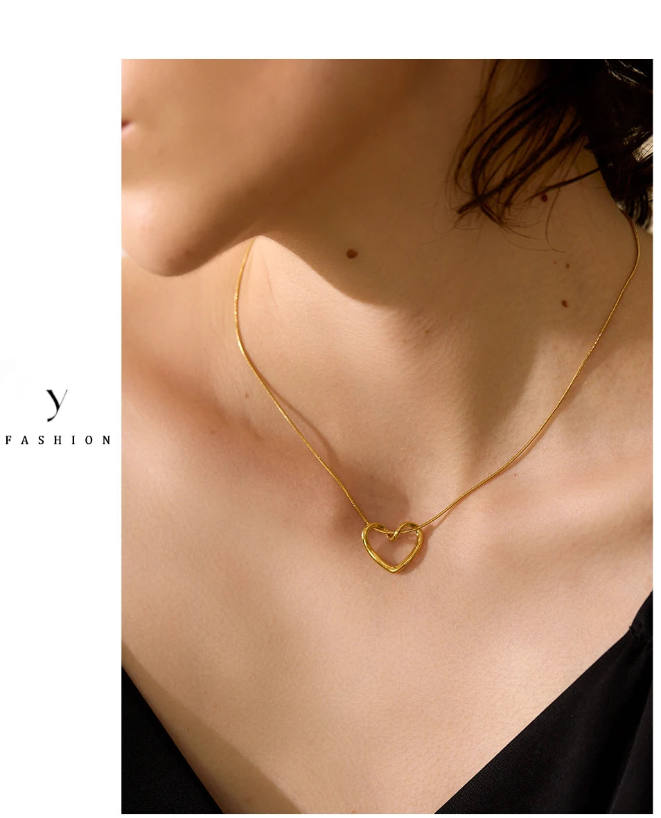 Sculpted Heart Necklace