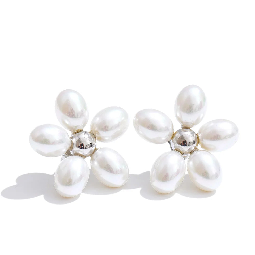 Pearls Flower Earrings
