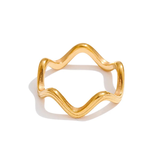 Chic Wave Ring