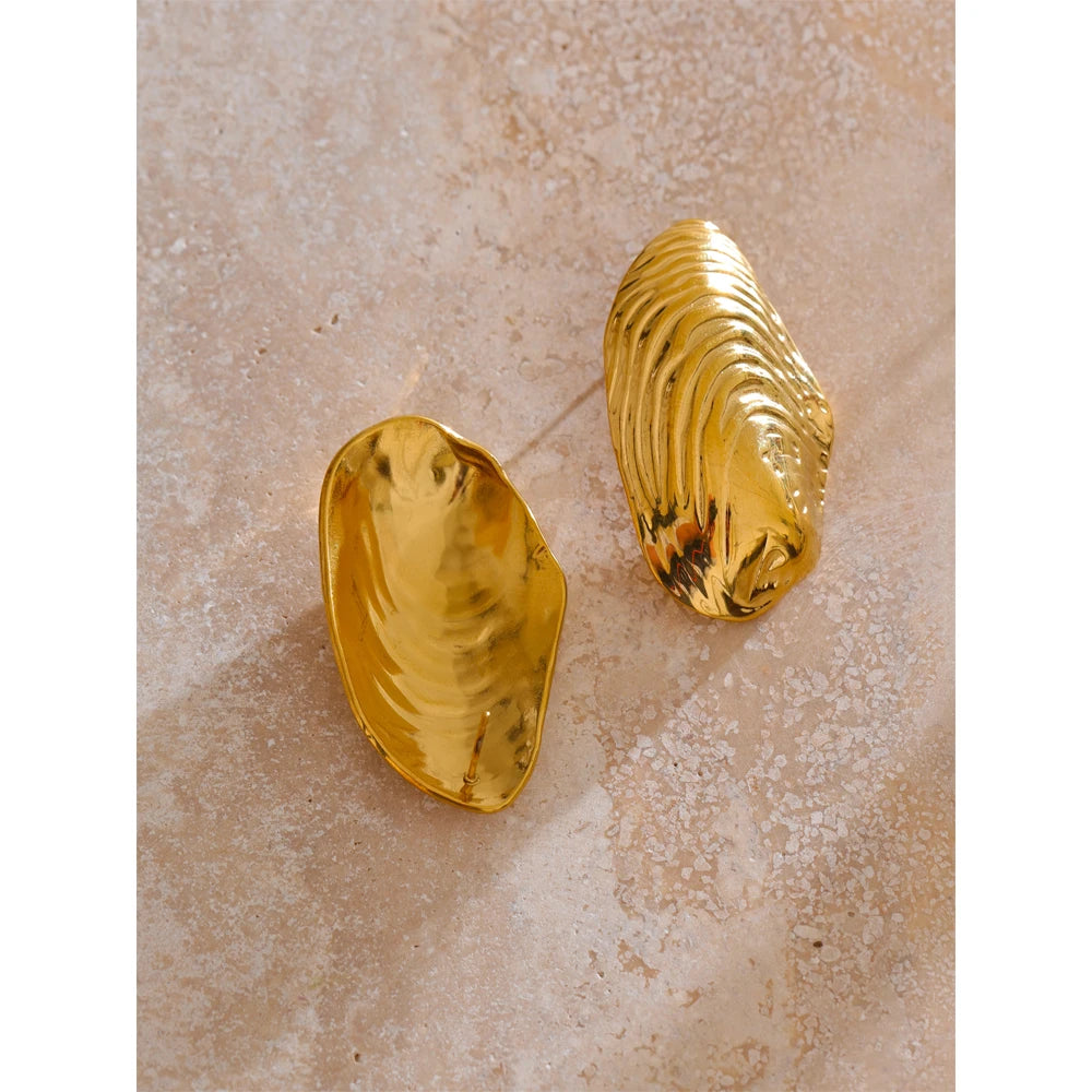 Golden Shell Studs